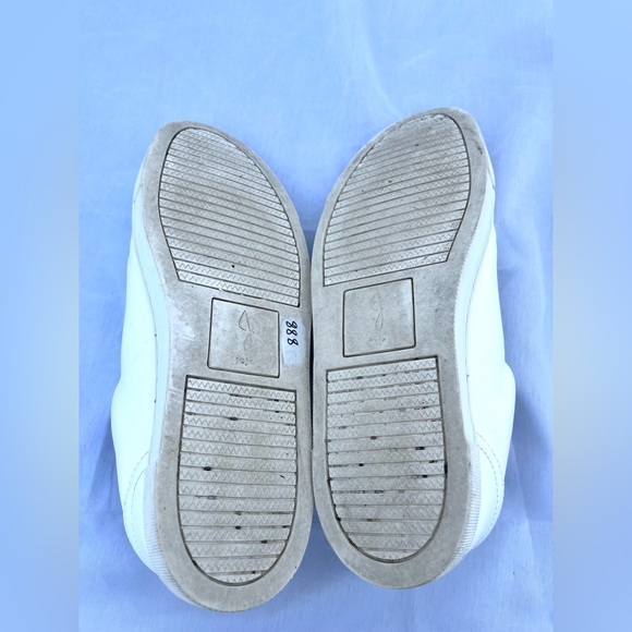 Joie Harvard Sneaker White Low Top Laced Casual size 8 - Picture 9 of 10